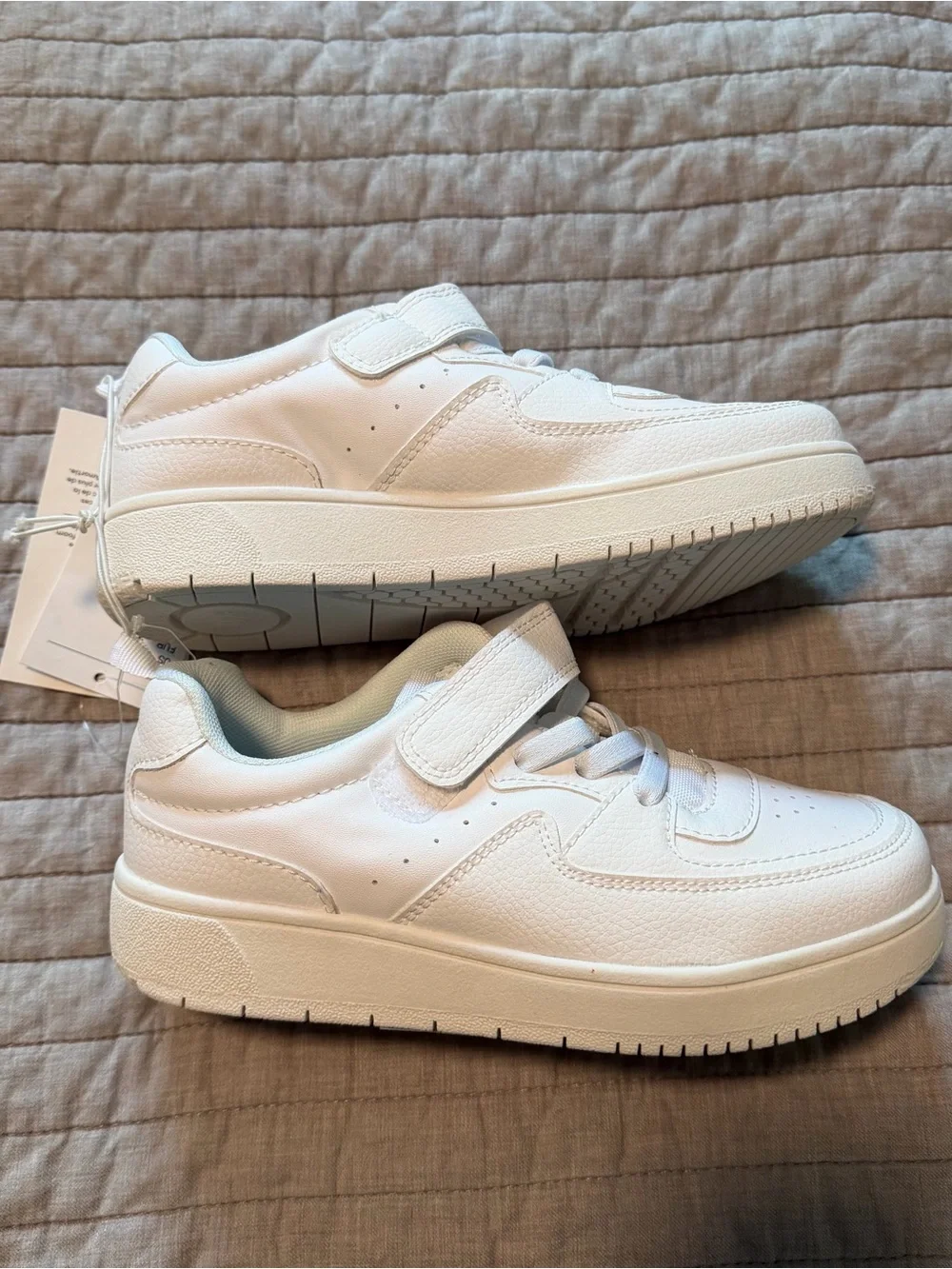 NWT H&M White Velcro Closure Low-Top Sneakers